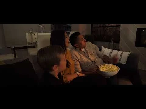 Napoleon LV62N Vector Series Electronic Ignition 62-Inch Direct Vent Gas Fireplace 10 Napoleon LV62N Vector Series Electronic Ignition 62-Inch Direct Vent Gas Fireplace - Image 8