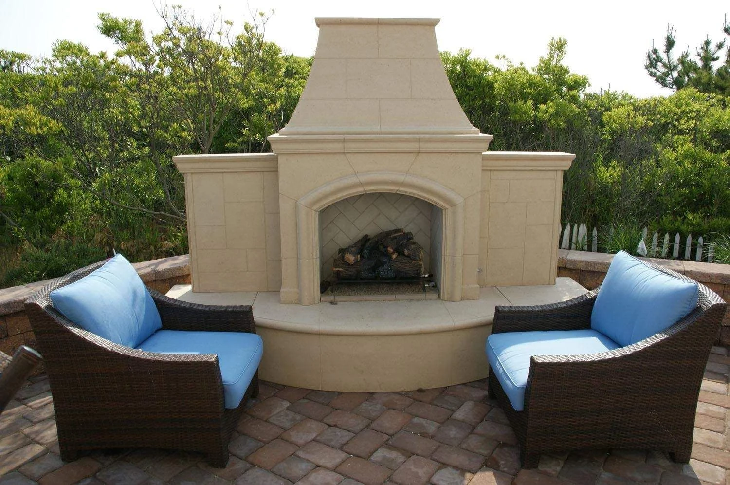 American Fyre Designs Grand Phoenix Outdoor Gas Fireplace 4 American Fyre Designs Grand Phoenix Outdoor Gas Fireplace - Image 2