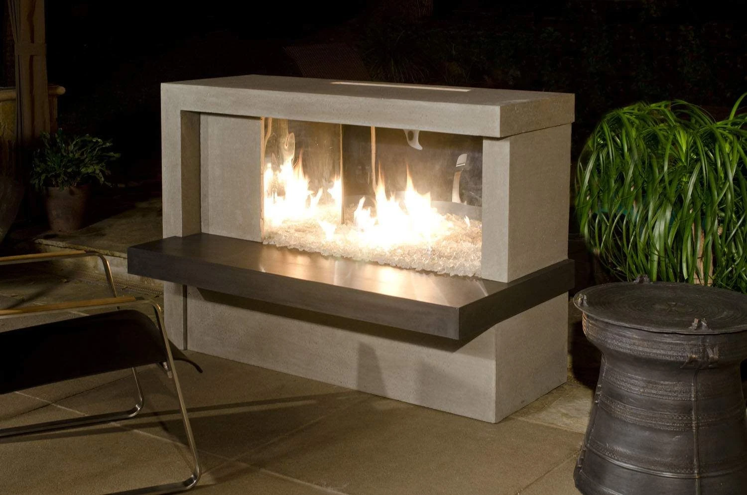 American Fyre Designs Manhattan Outdoor Gas Fireplace 4 American Fyre Designs Manhattan Outdoor Gas Fireplace - Image 2